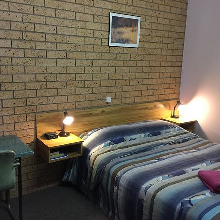 Three Ways Motel Gilgandra Ngoại thất bức ảnh