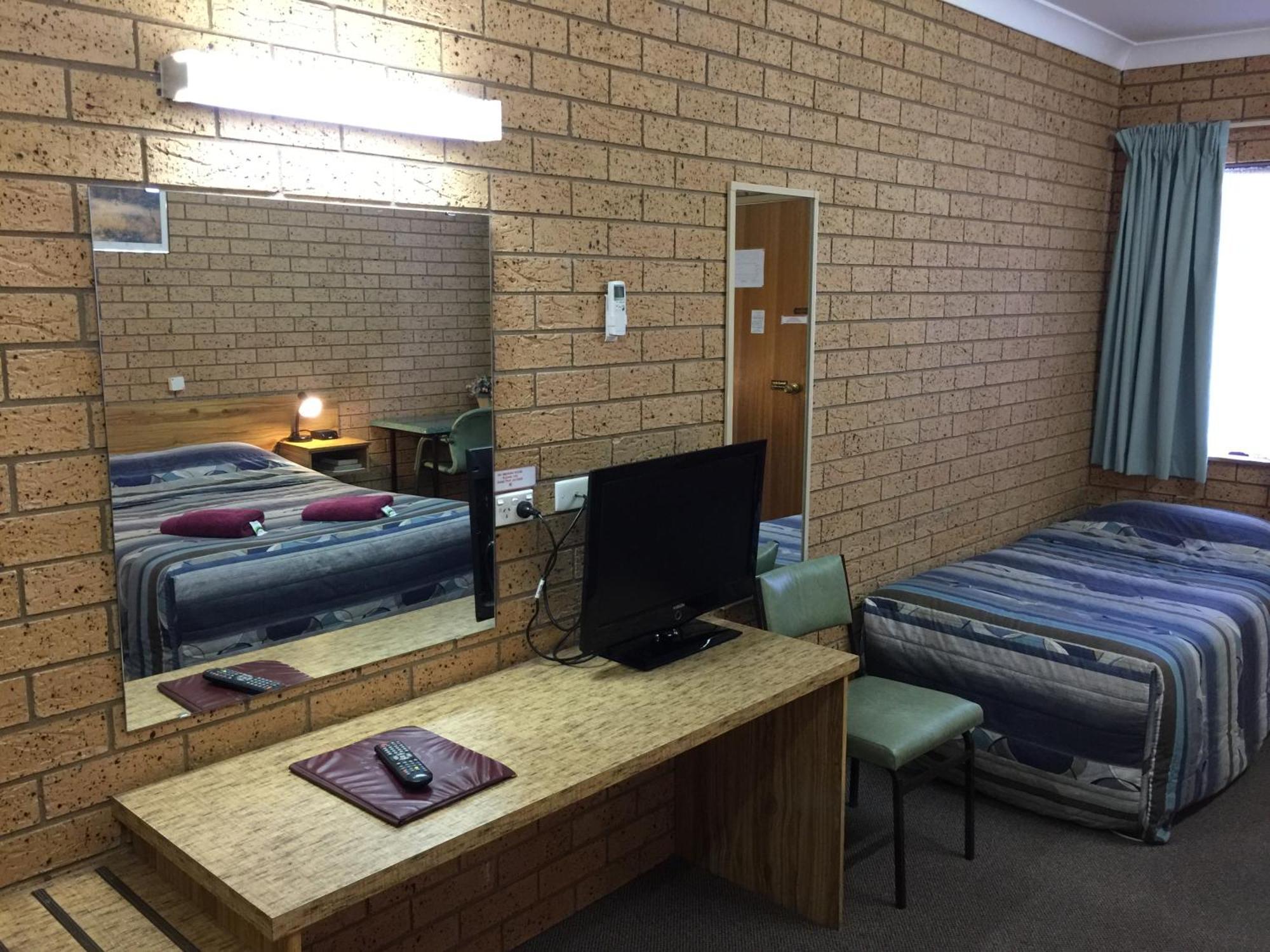 Three Ways Motel Gilgandra Ngoại thất bức ảnh