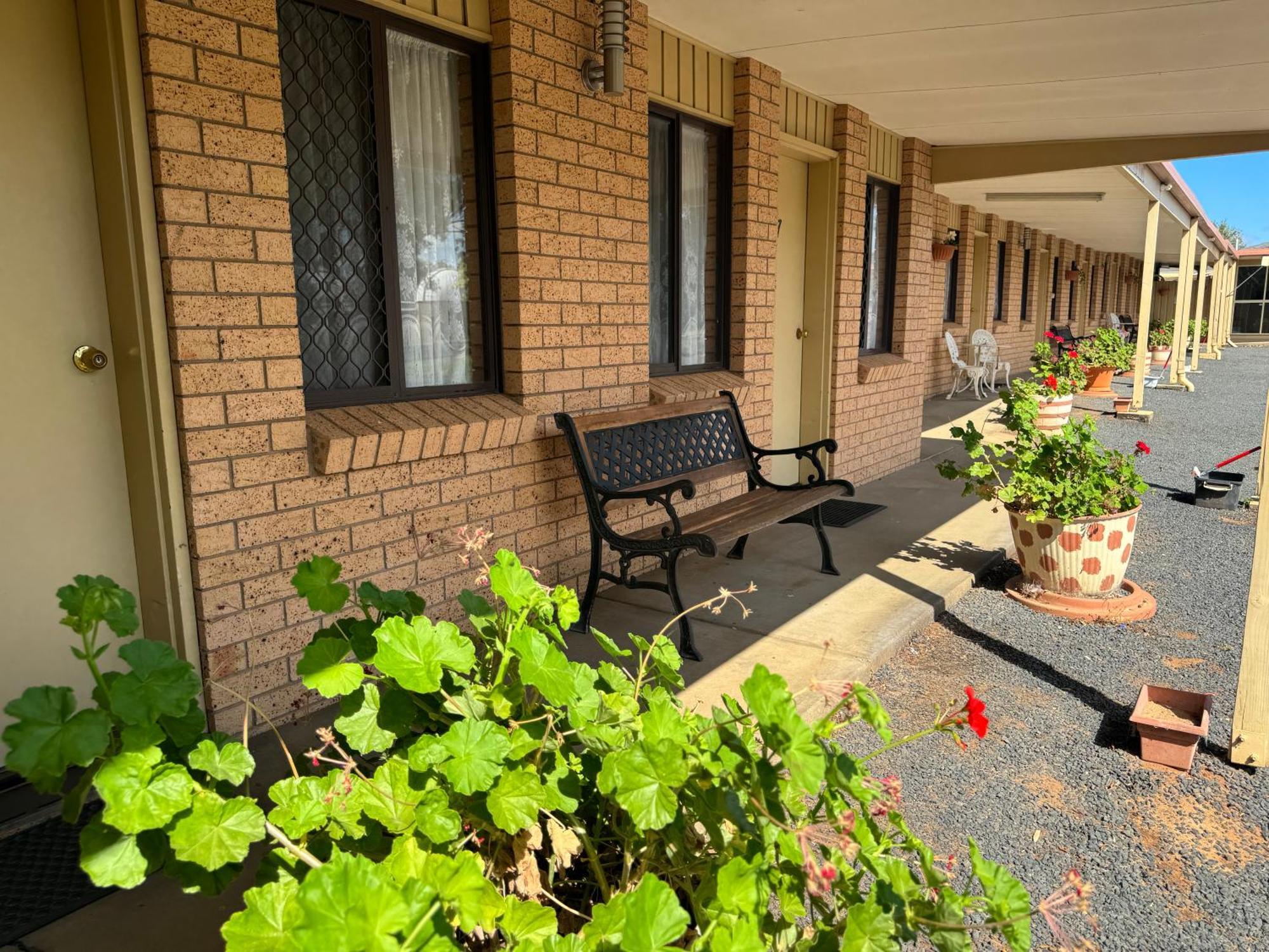 Three Ways Motel Gilgandra Ngoại thất bức ảnh