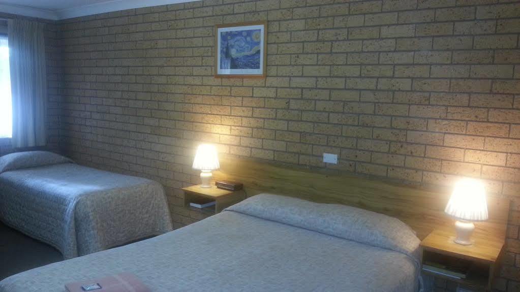 Three Ways Motel Gilgandra Ngoại thất bức ảnh